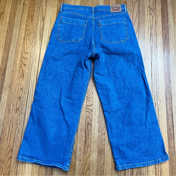 Levi's 32 Womens Mile High Cropped Wide Leg Denim Jeans Blue Meas 36x26.5 - Picture 3 of 10